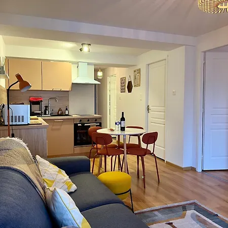 St Dominique - T2 Cosy Avec Parking Apartament